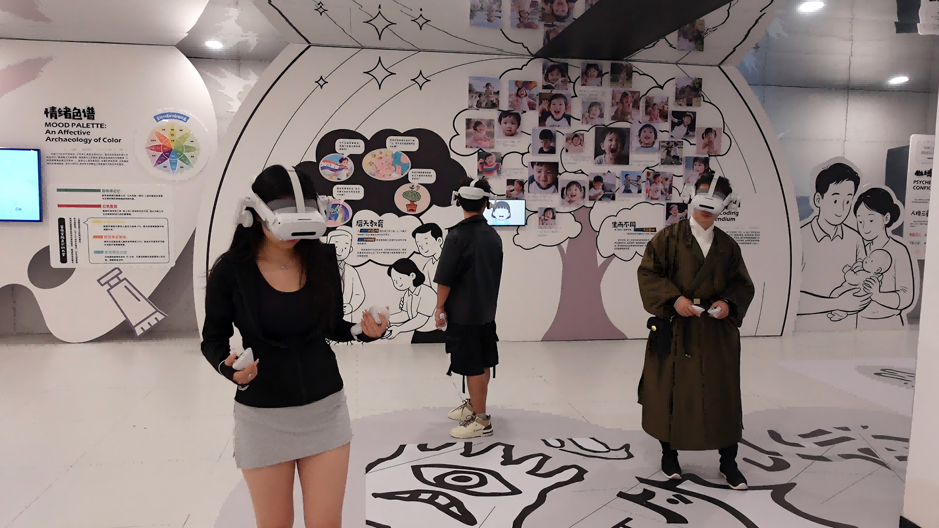 Free-roam LBE VR experience in a 300m² space